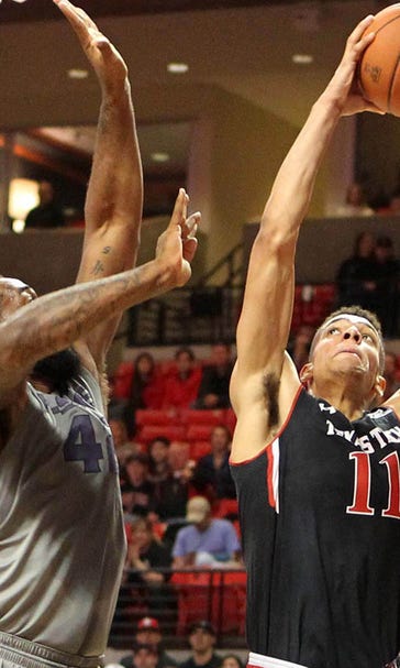 Short-handed K-State gets spanked by Texas Tech, 64-47